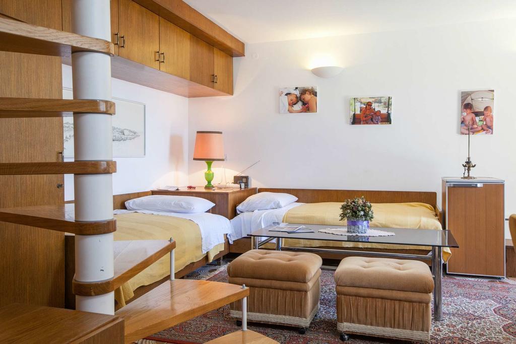 Holiday Home Luma Podgora Rum bild